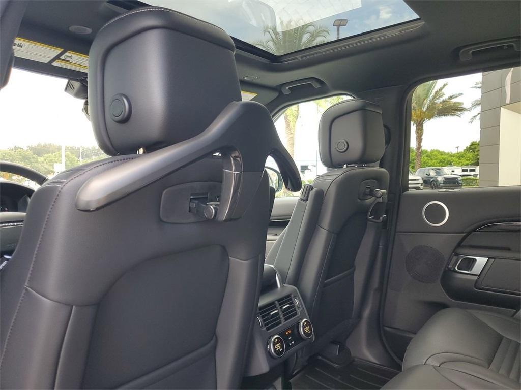 new 2025 Land Rover Discovery car, priced at $64,470