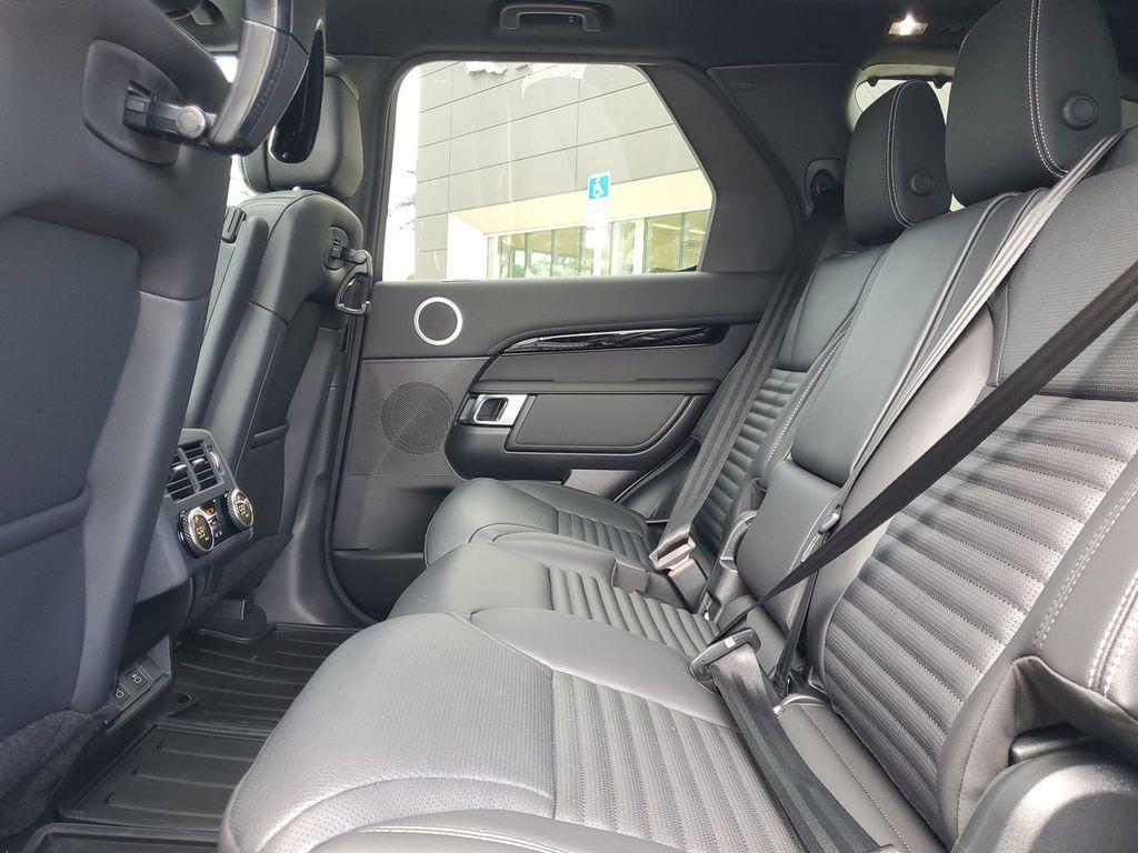 new 2025 Land Rover Discovery car, priced at $64,470