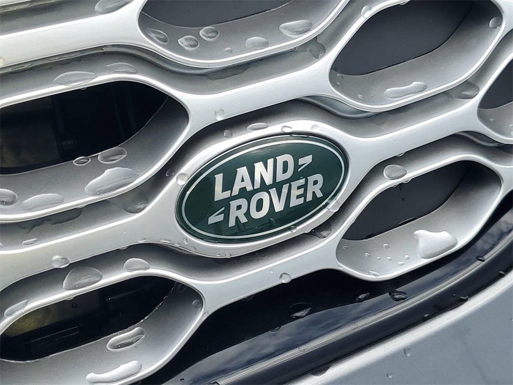 new 2025 Land Rover Discovery car, priced at $64,470
