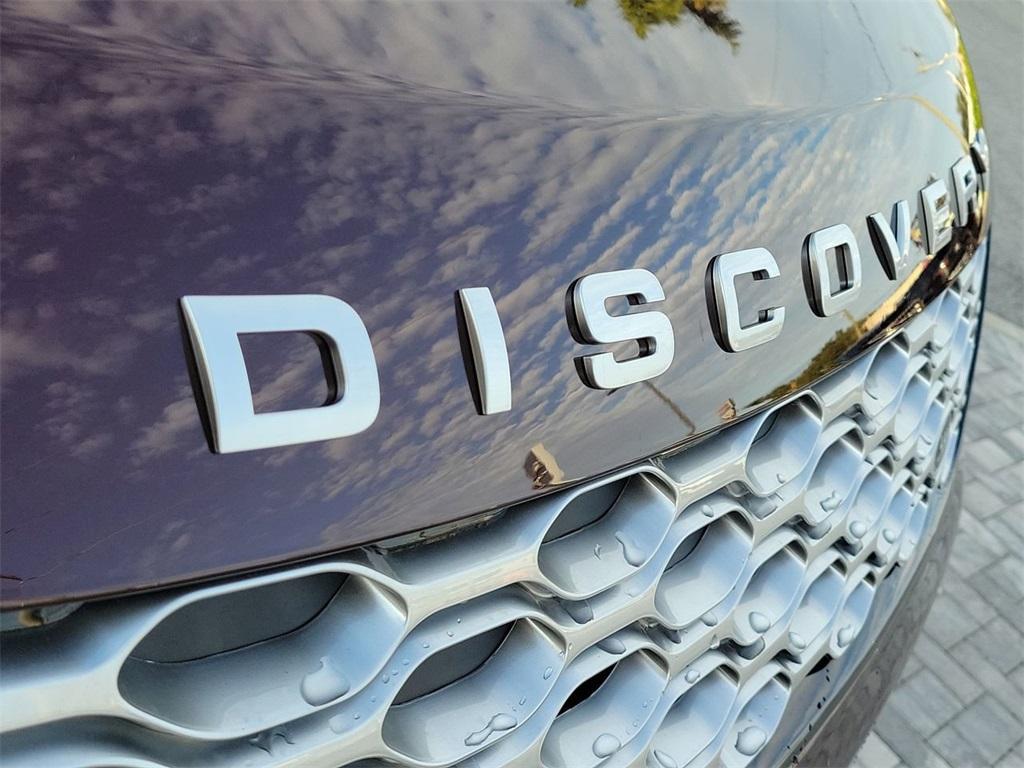new 2026 Land Rover Discovery car, priced at $78,236