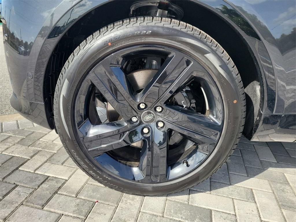 new 2025 Land Rover Discovery car, priced at $79,997