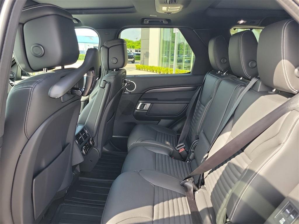 new 2025 Land Rover Discovery car, priced at $79,997