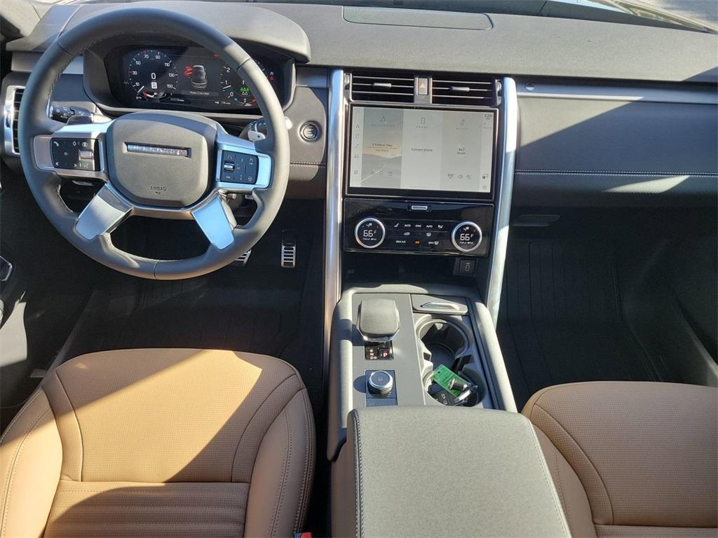 new 2026 Land Rover Discovery car, priced at $79,026