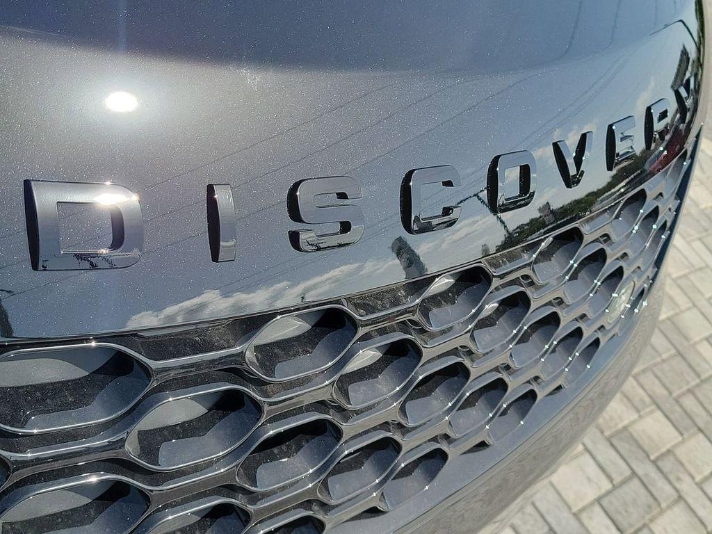 new 2025 Land Rover Discovery car, priced at $64,790
