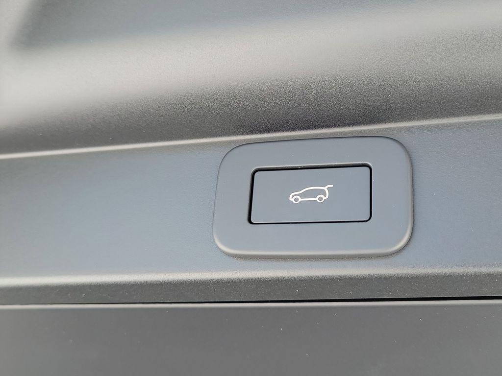 new 2026 Land Rover Range Rover car, priced at $131,908