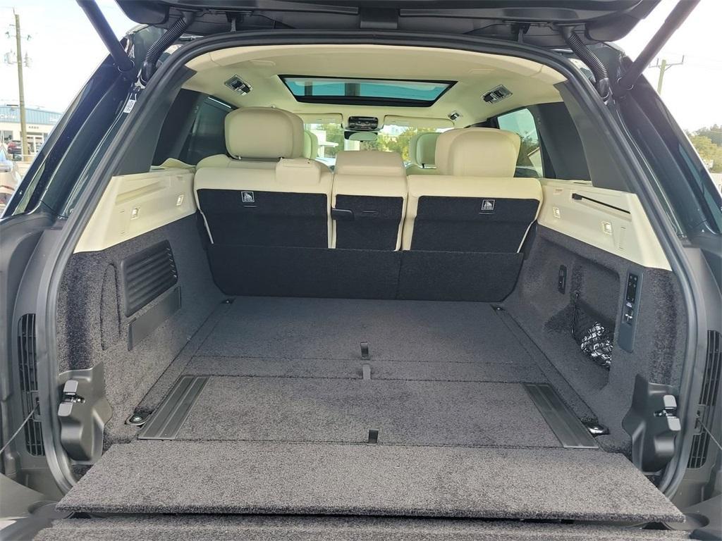 used 2025 Land Rover Range Rover car, priced at $174,997