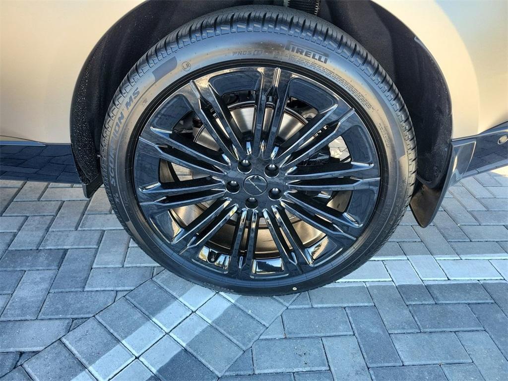 new 2026 Land Rover Range Rover car, priced at $163,130