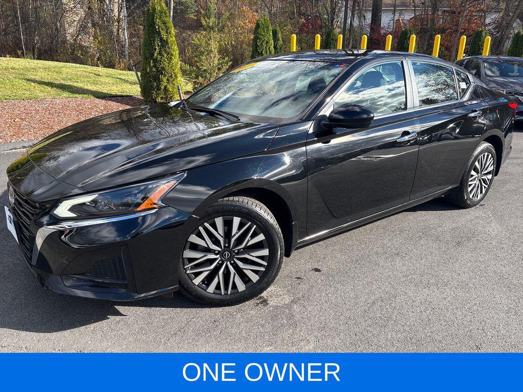 used 2023 Nissan Altima car, priced at $20,600