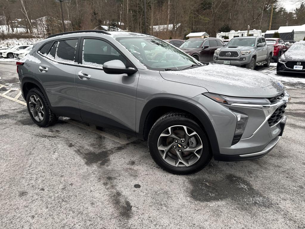 used 2024 Chevrolet Trax car, priced at $19,000