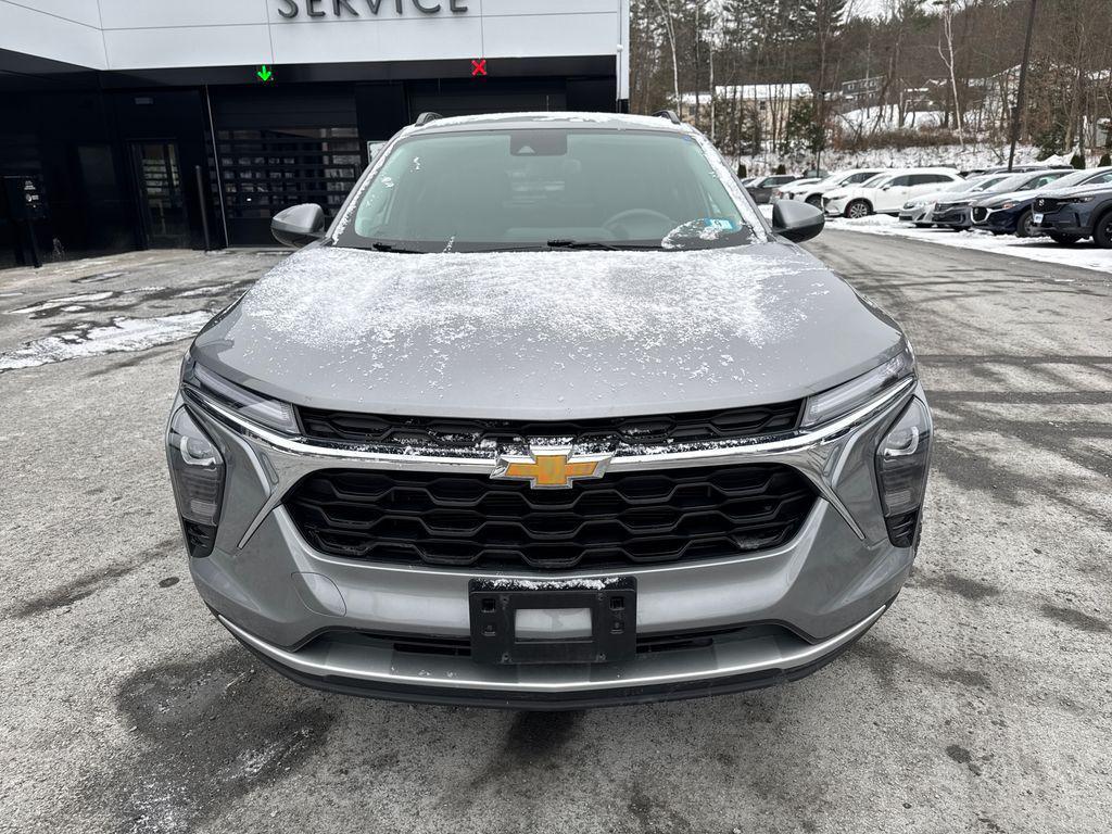 used 2024 Chevrolet Trax car, priced at $19,000