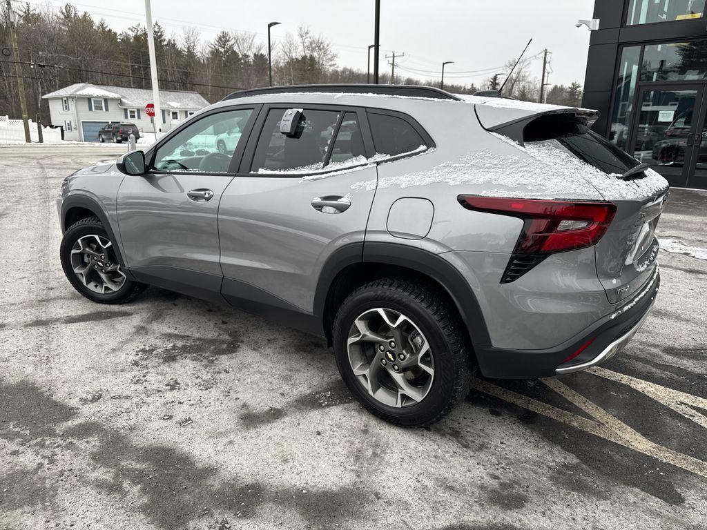 used 2024 Chevrolet Trax car, priced at $19,000