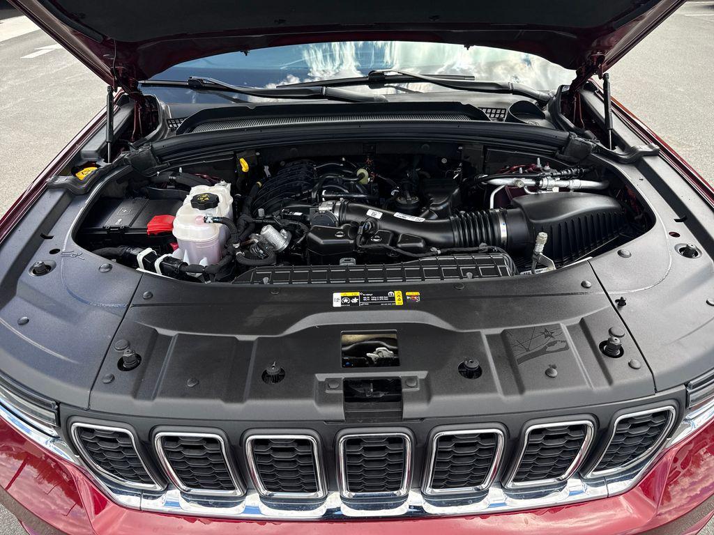 used 2024 Jeep Grand Cherokee car, priced at $32,000