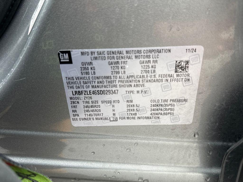 used 2025 Buick Envision car, priced at $29,500