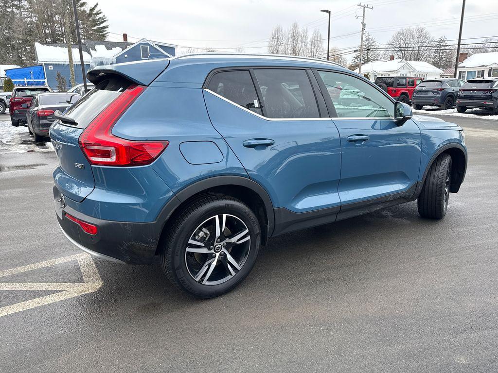 used 2025 Volvo XC40 car, priced at $28,500