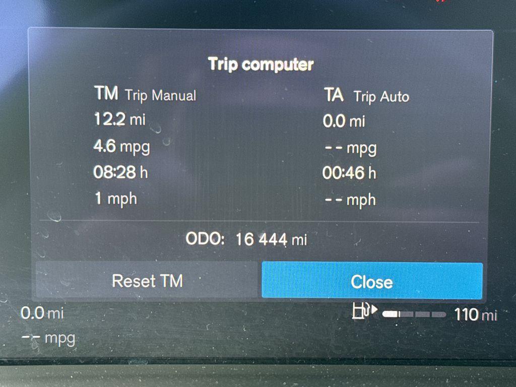 used 2025 Volvo XC40 car, priced at $28,500