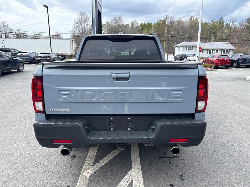 used 2024 Honda Ridgeline car, priced at $35,000