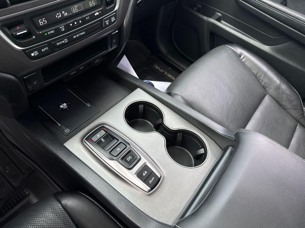 used 2024 Honda Ridgeline car, priced at $35,000