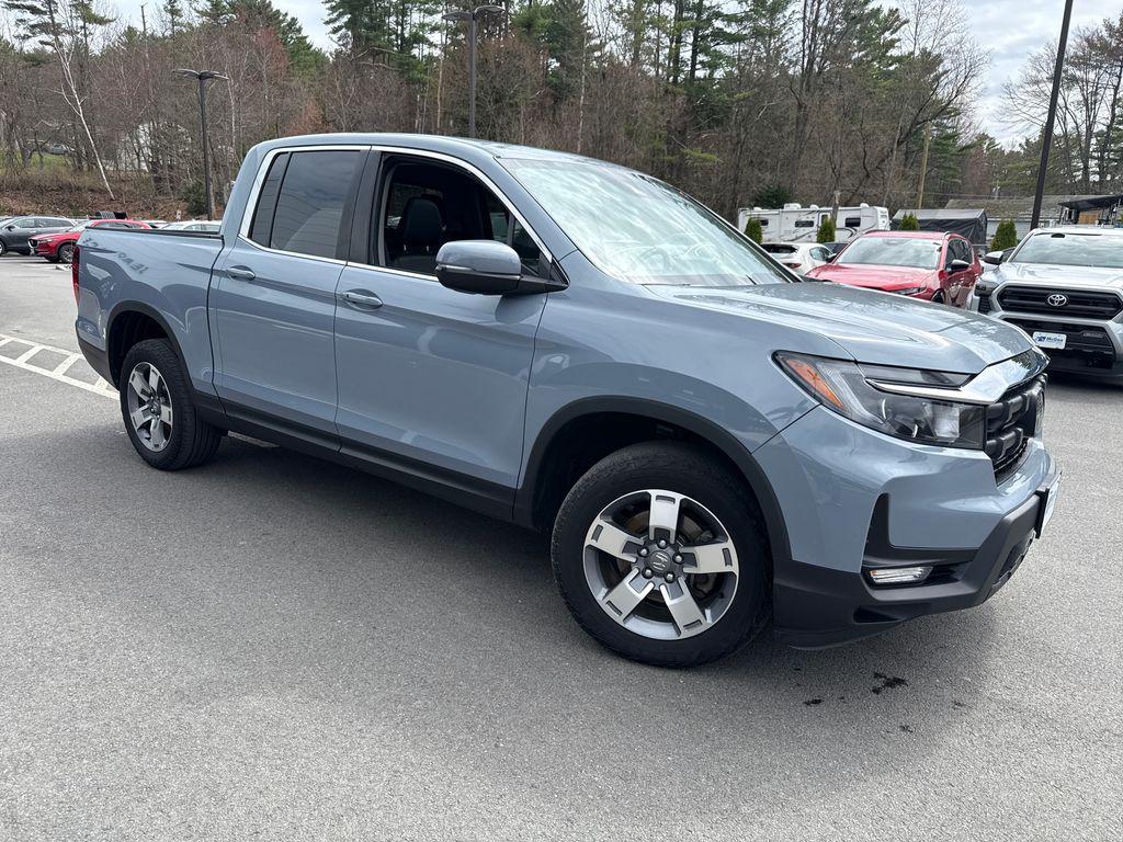 used 2024 Honda Ridgeline car, priced at $35,000