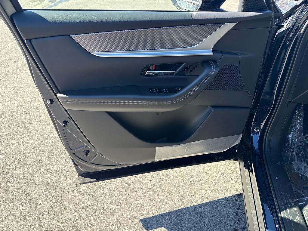 new 2026 Mazda CX-90 PHEV car, priced at $45,943