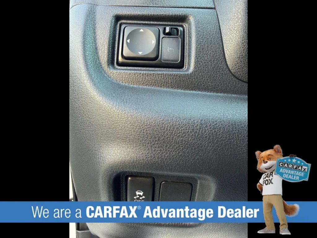 Aspen White Pearl 2015 Nissan Versa Note SL