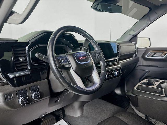 used 2023 GMC Sierra 1500 car, priced at $35,300