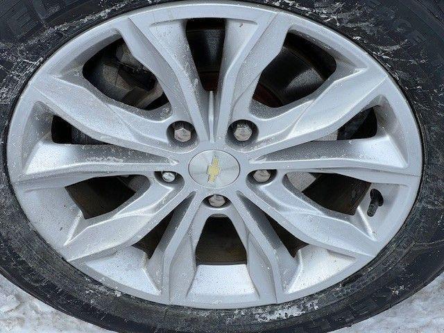 used 2020 Chevrolet Malibu car, priced at $15,500