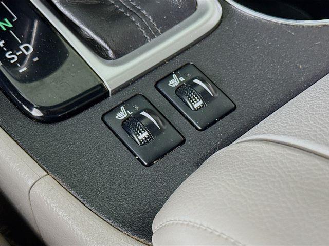 used 2016 Toyota Highlander car, priced at $13,800