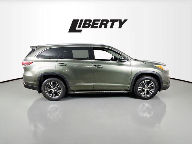 used 2016 Toyota Highlander car, priced at $13,800