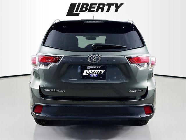 used 2016 Toyota Highlander car, priced at $13,800