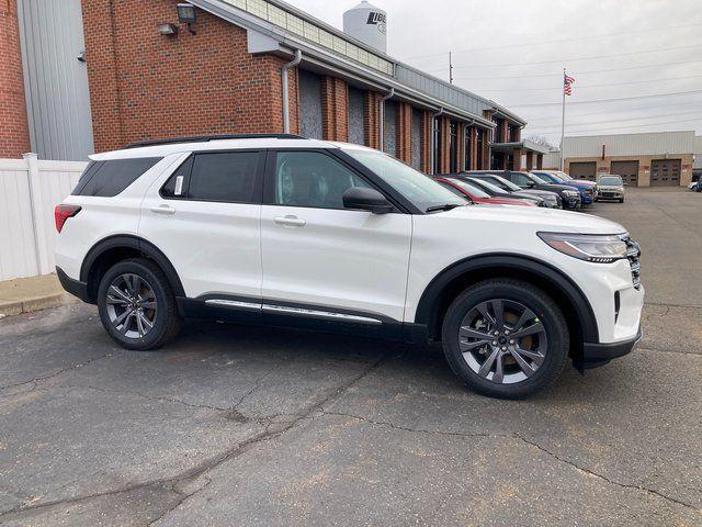 new 2025 Ford Explorer car, priced at $45,302