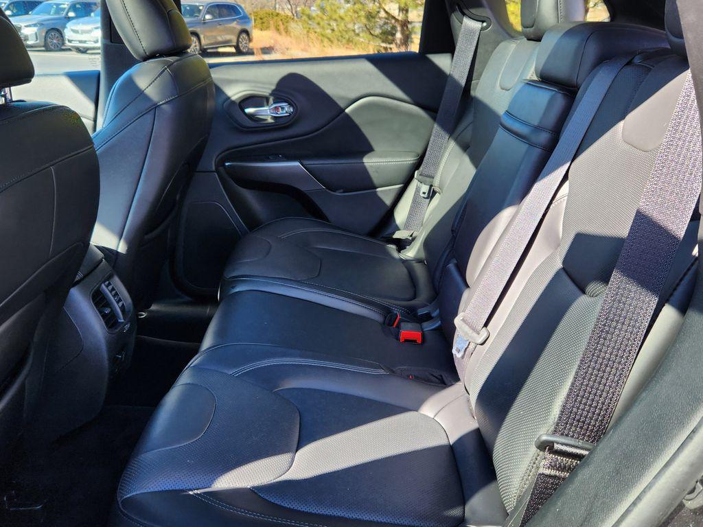 used 2019 Jeep Cherokee car, priced at $12,476