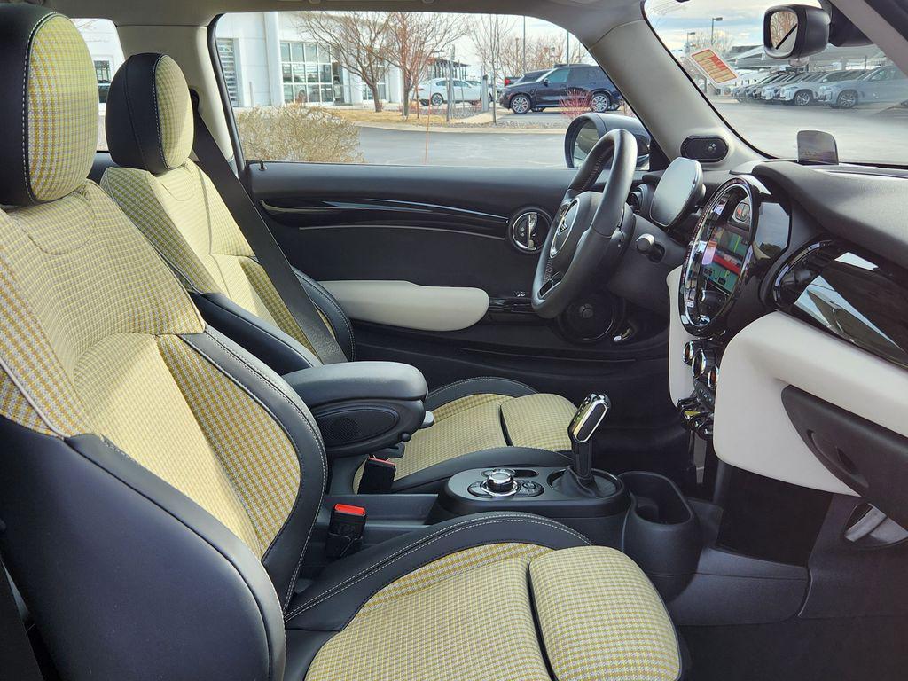 used 2024 MINI Hardtop car, priced at $23,410