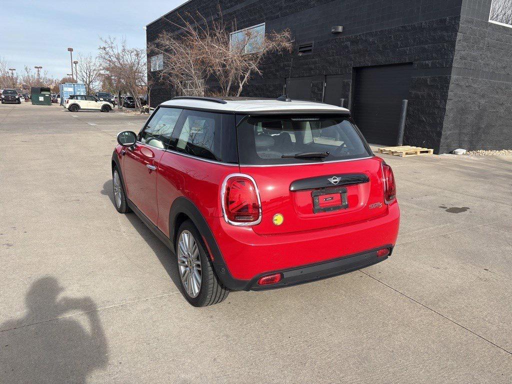 used 2024 MINI Hardtop car, priced at $23,110