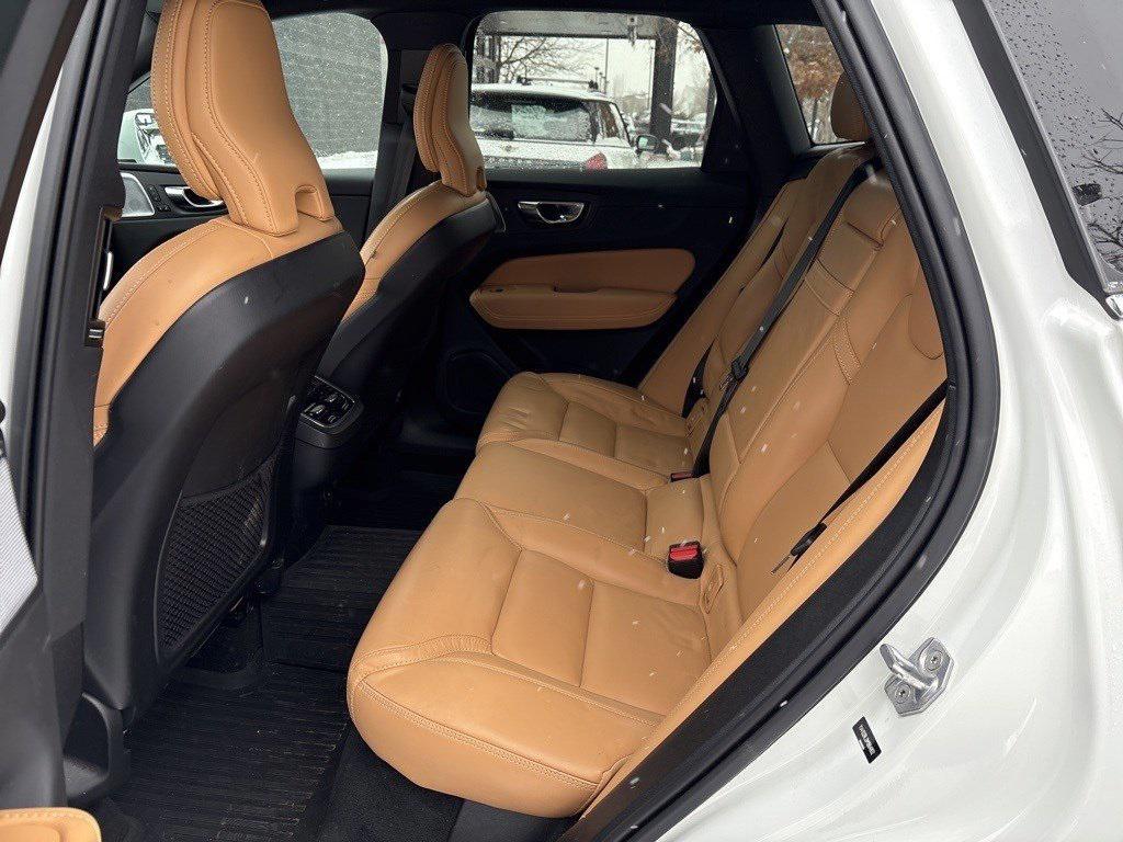 used 2021 Volvo XC60 car, priced at $28,511