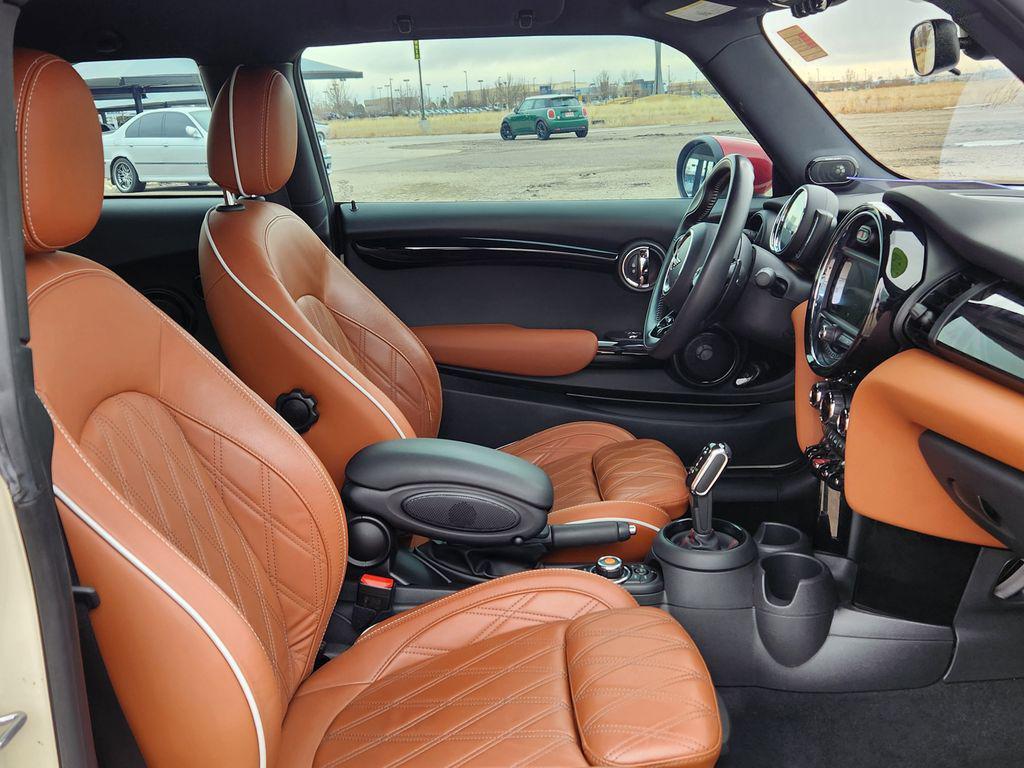 used 2020 MINI Hardtop car, priced at $27,921