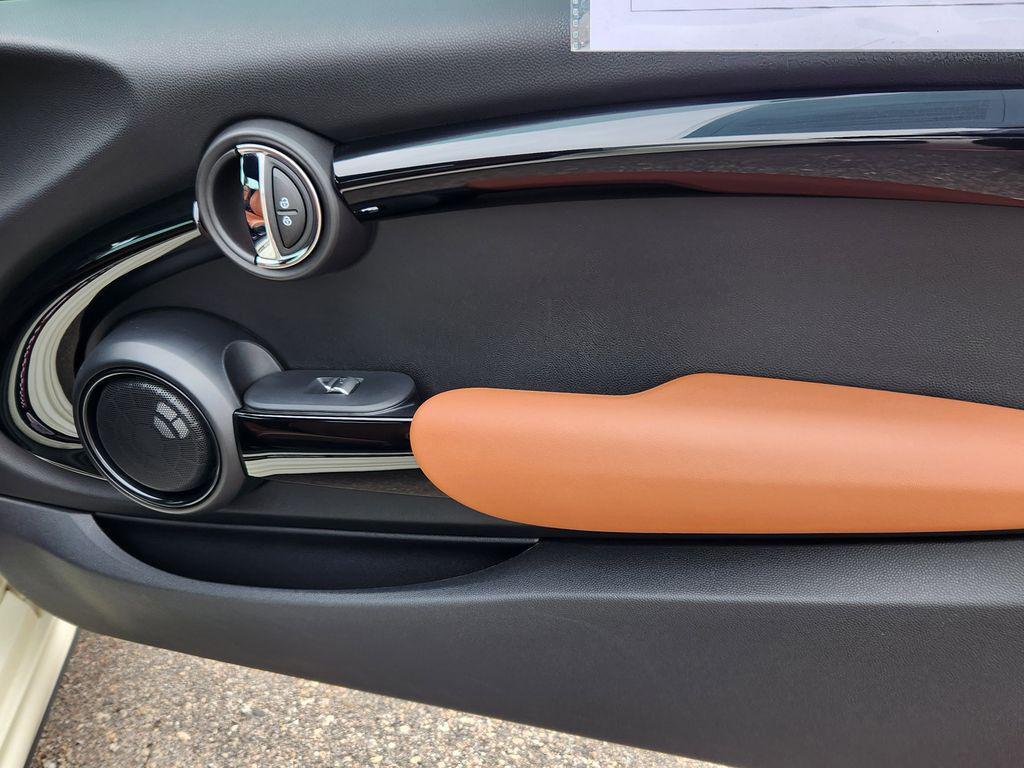 used 2020 MINI Hardtop car, priced at $27,921