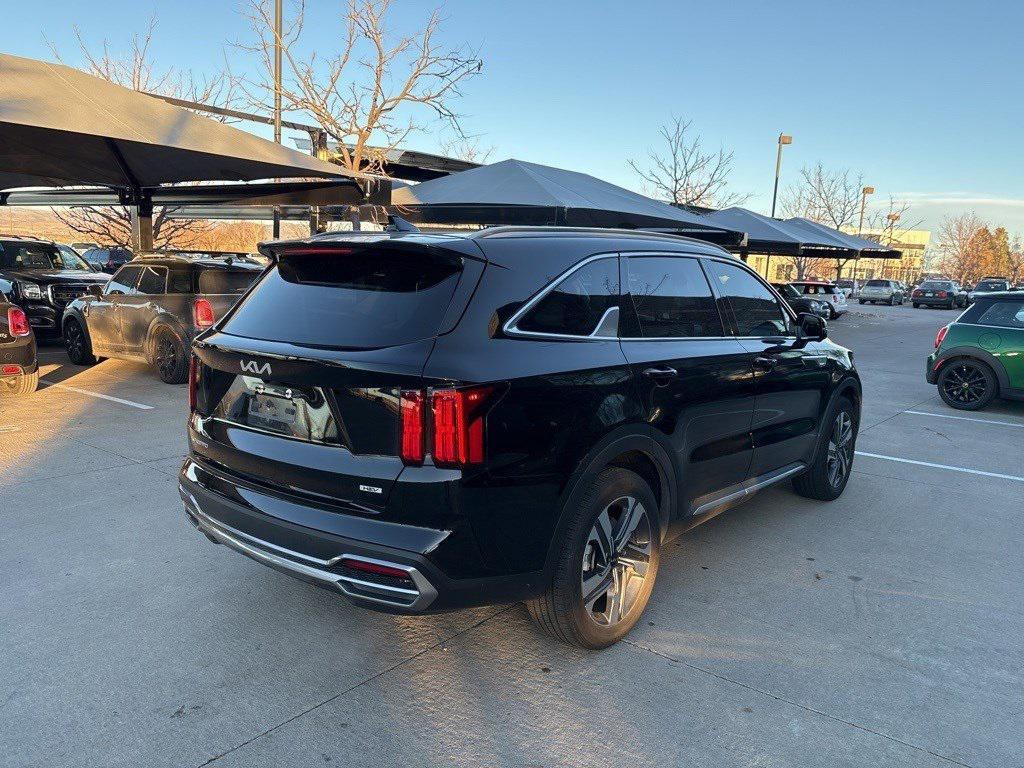 used 2023 Kia Sorento Hybrid car, priced at $32,210