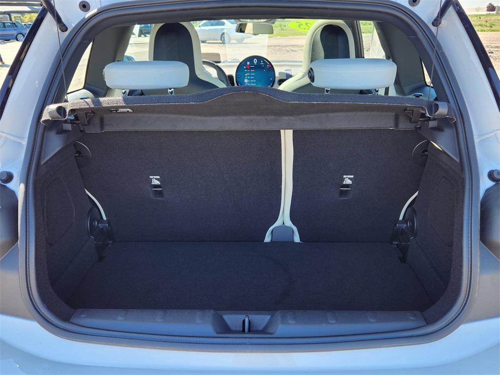 used 2025 MINI Hardtop car, priced at $29,199