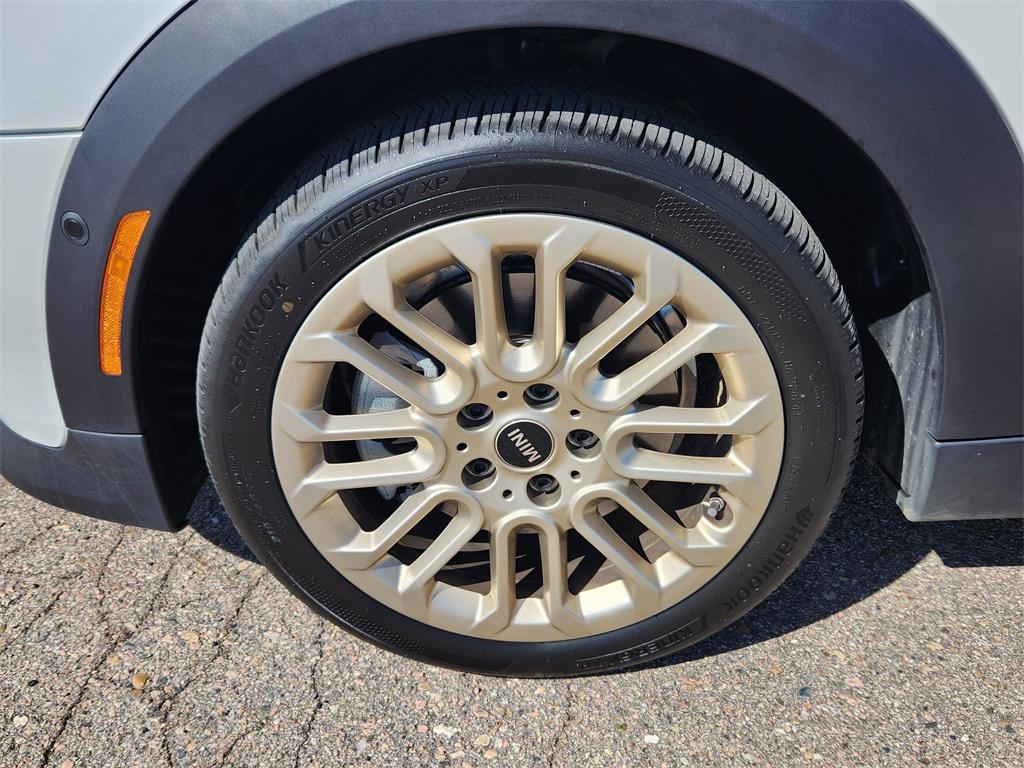 used 2025 MINI Hardtop car, priced at $29,199