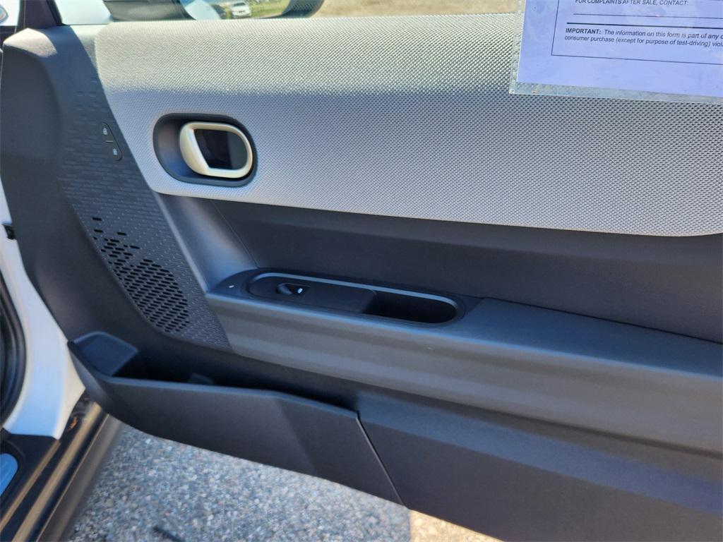 used 2025 MINI Hardtop car, priced at $29,199