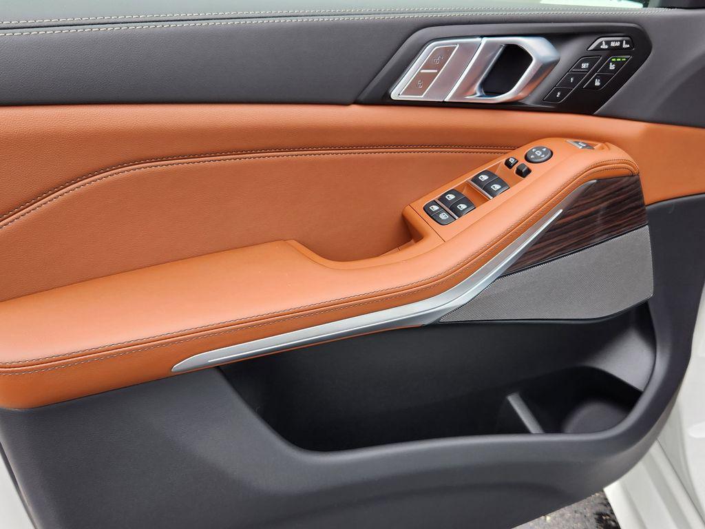 new 2027 BMW X7 car, priced at $104,349
