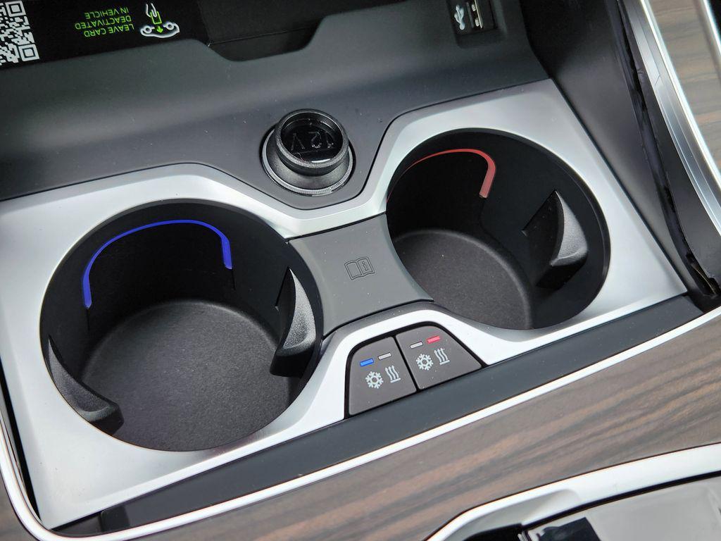 new 2027 BMW X7 car, priced at $104,349