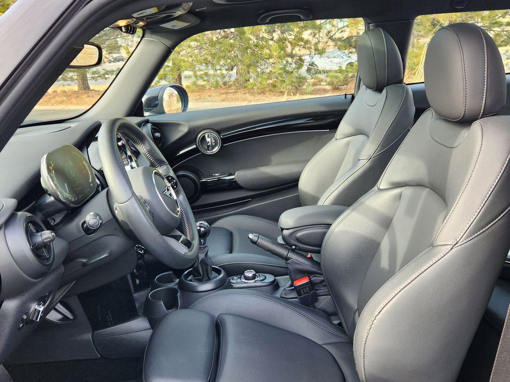 used 2023 MINI Hardtop car, priced at $24,968