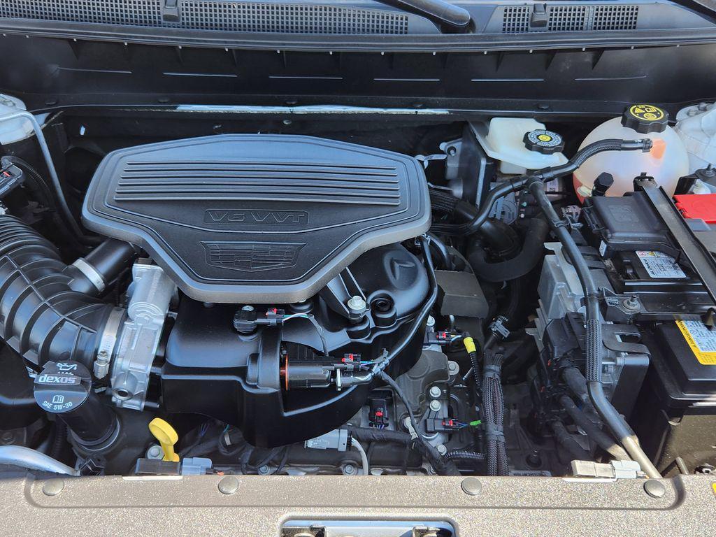 used 2024 Cadillac XT6 car, priced at $46,811