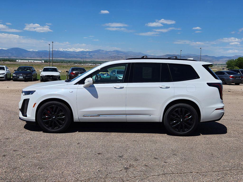 used 2024 Cadillac XT6 car, priced at $46,811