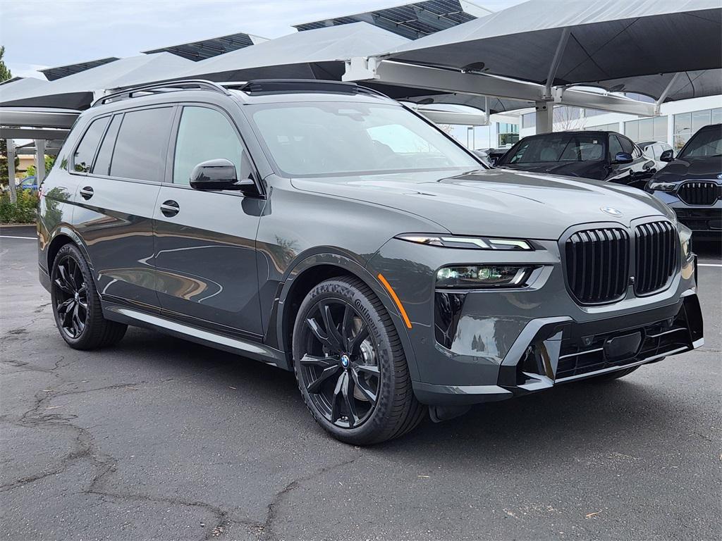 new 2026 BMW X7 car, priced at $111,204