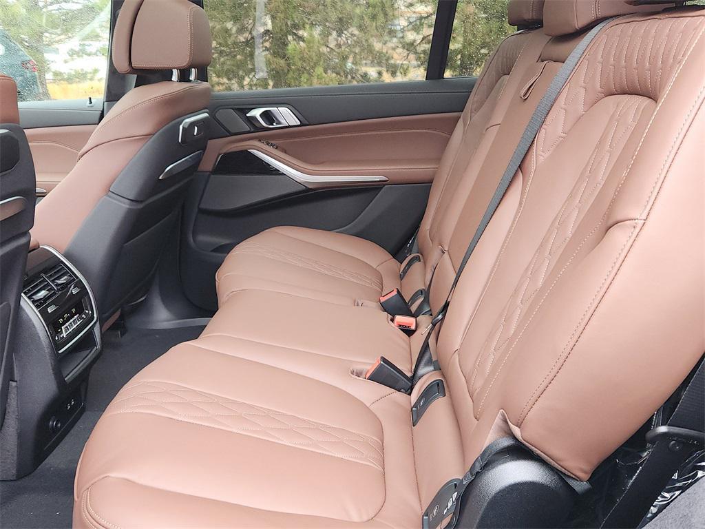 new 2026 BMW X7 car, priced at $103,974