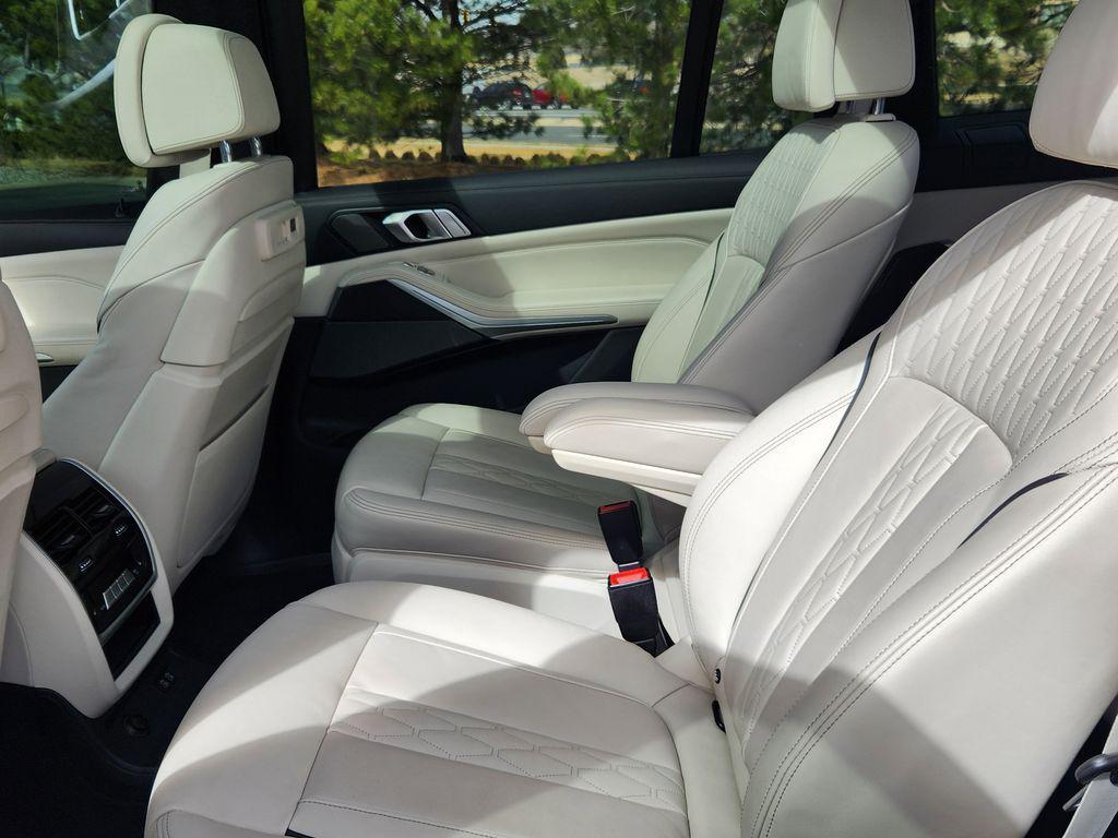 used 2022 BMW X7 car, priced at $49,621