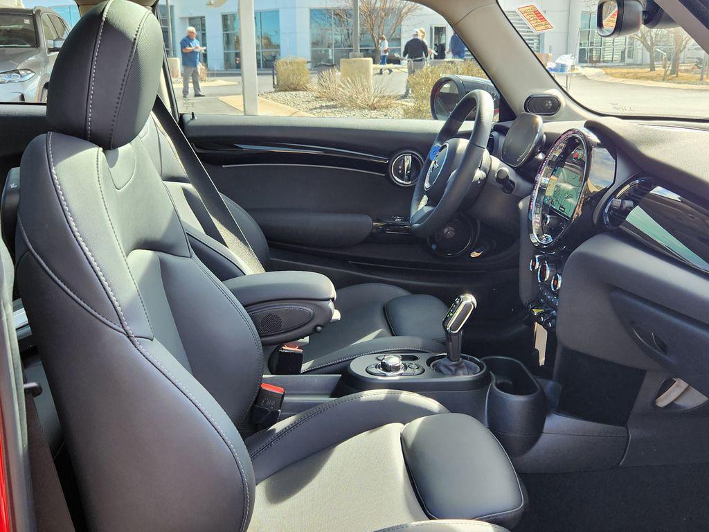 used 2024 MINI Hardtop car, priced at $24,587