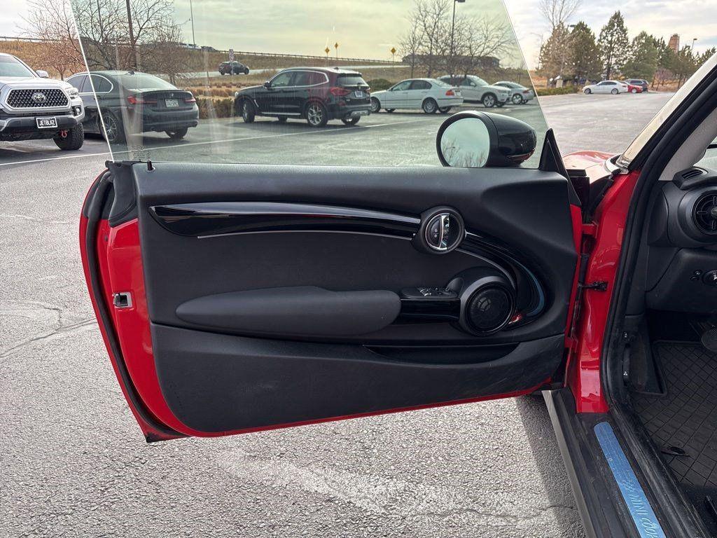 used 2024 MINI Hardtop car, priced at $24,968